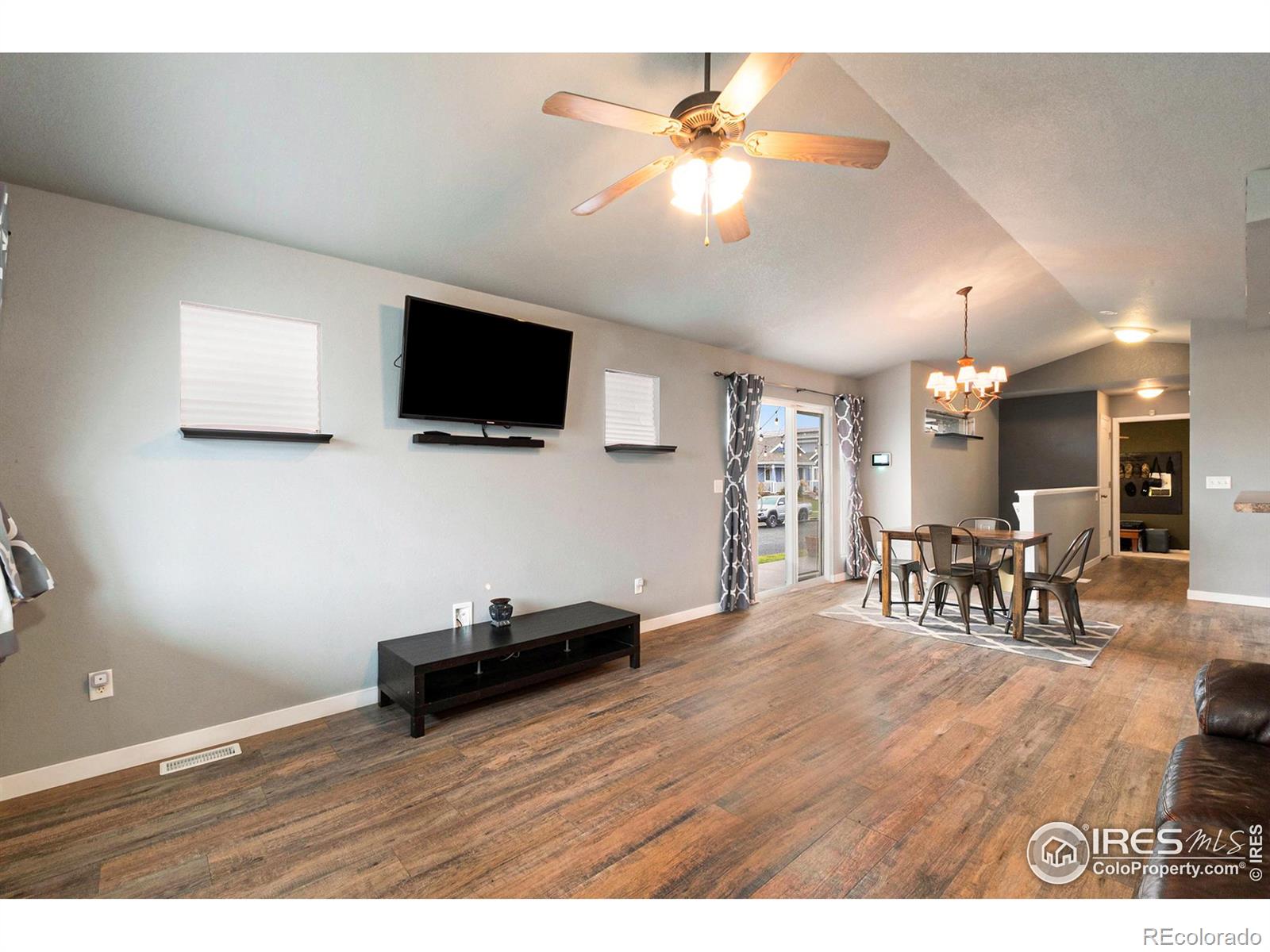 4333 Paintbrush Drive