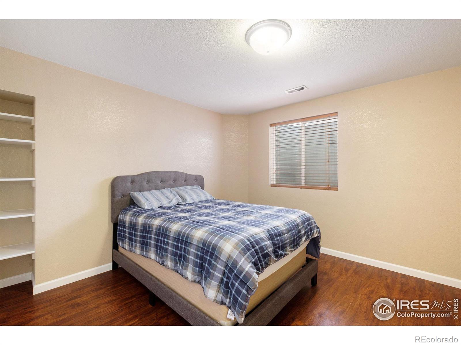 4333 Paintbrush Drive