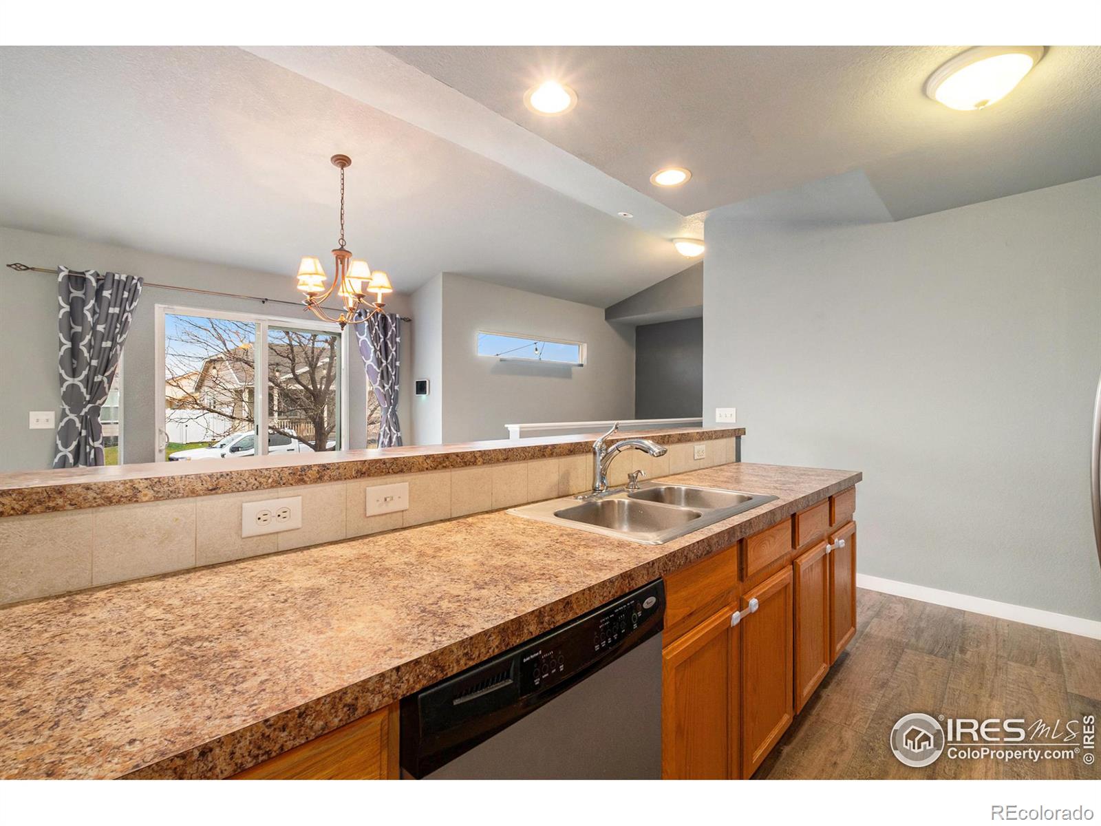 4333 Paintbrush Drive