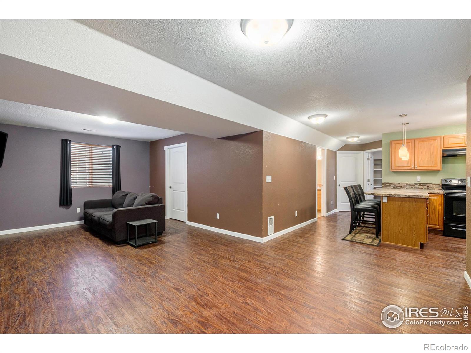 4333 Paintbrush Drive