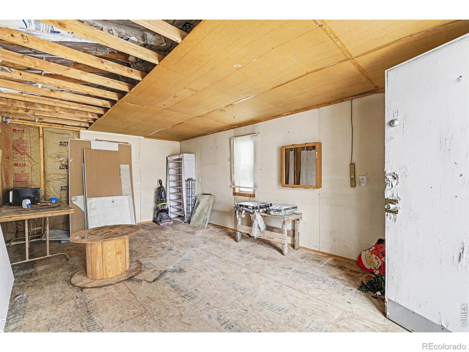 119 S Colorado Avenue