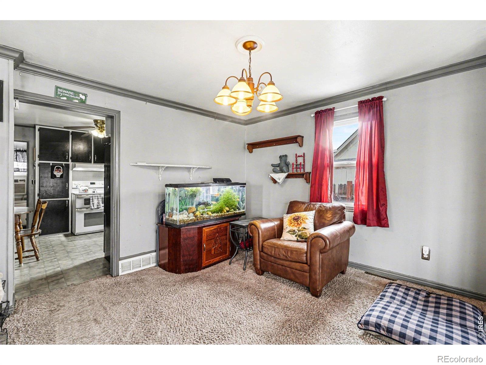 119 S Colorado Avenue