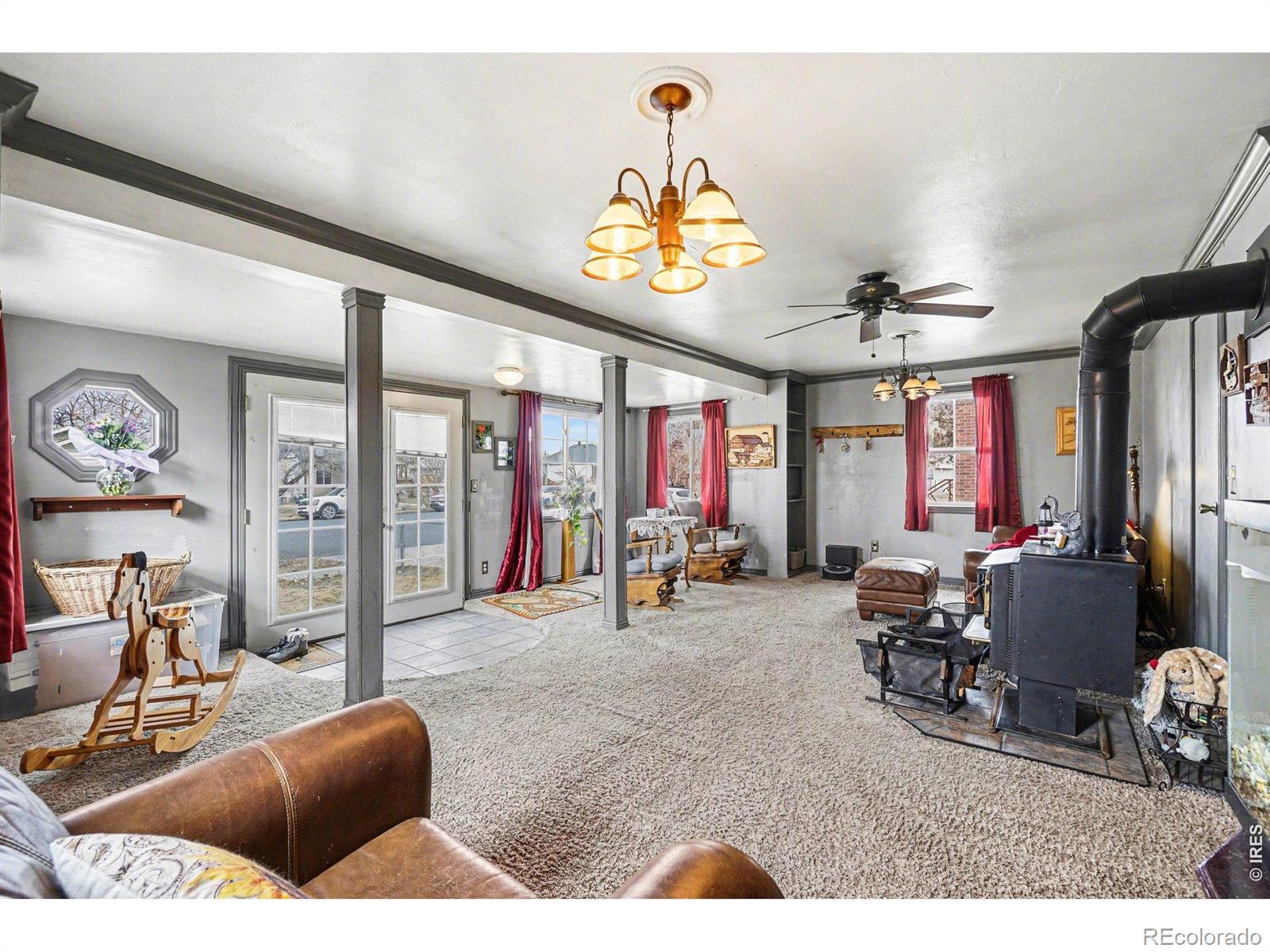 119 S Colorado Avenue