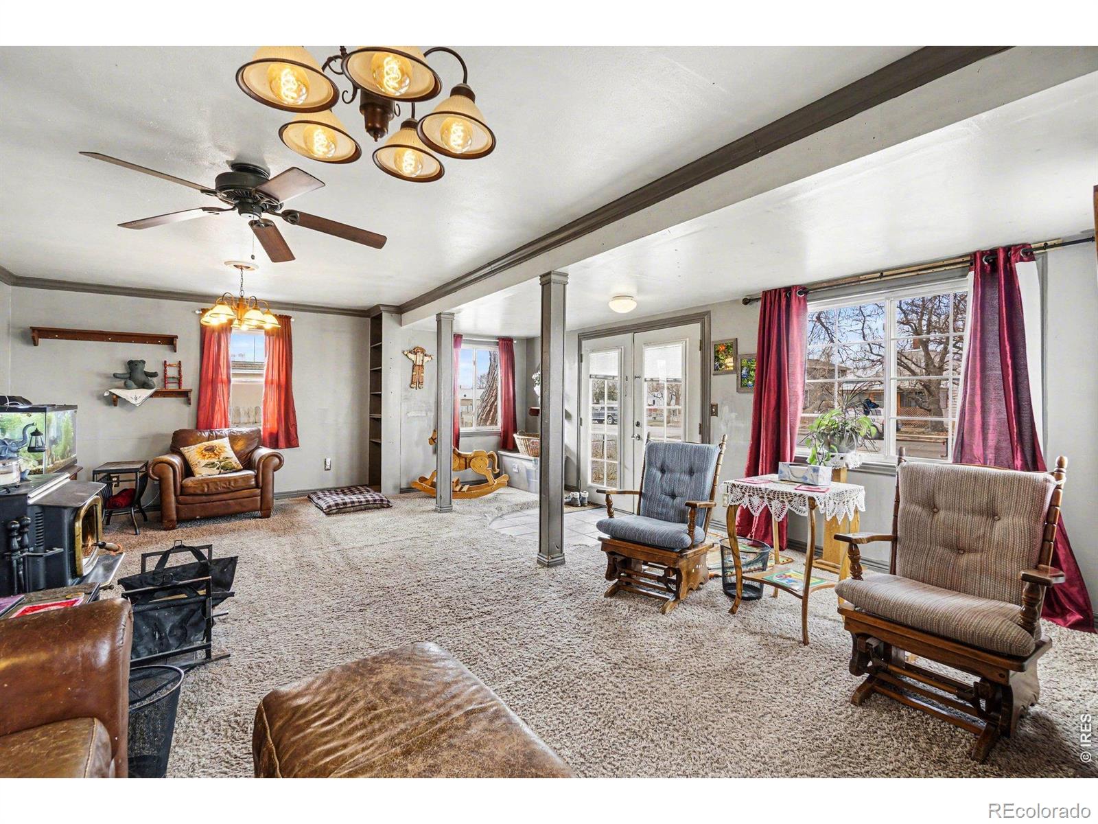 119 S Colorado Avenue