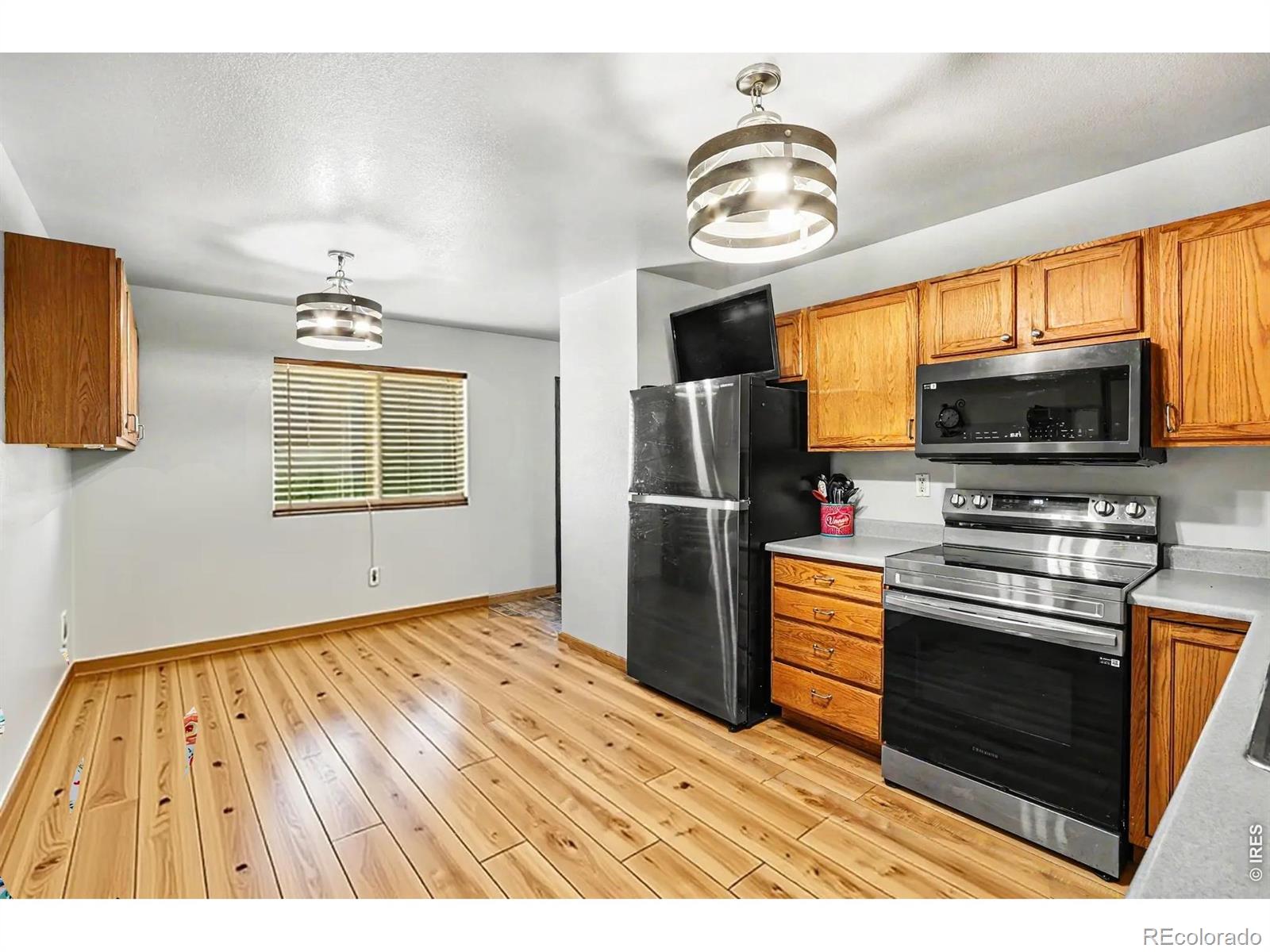 3220 Red Tail Way