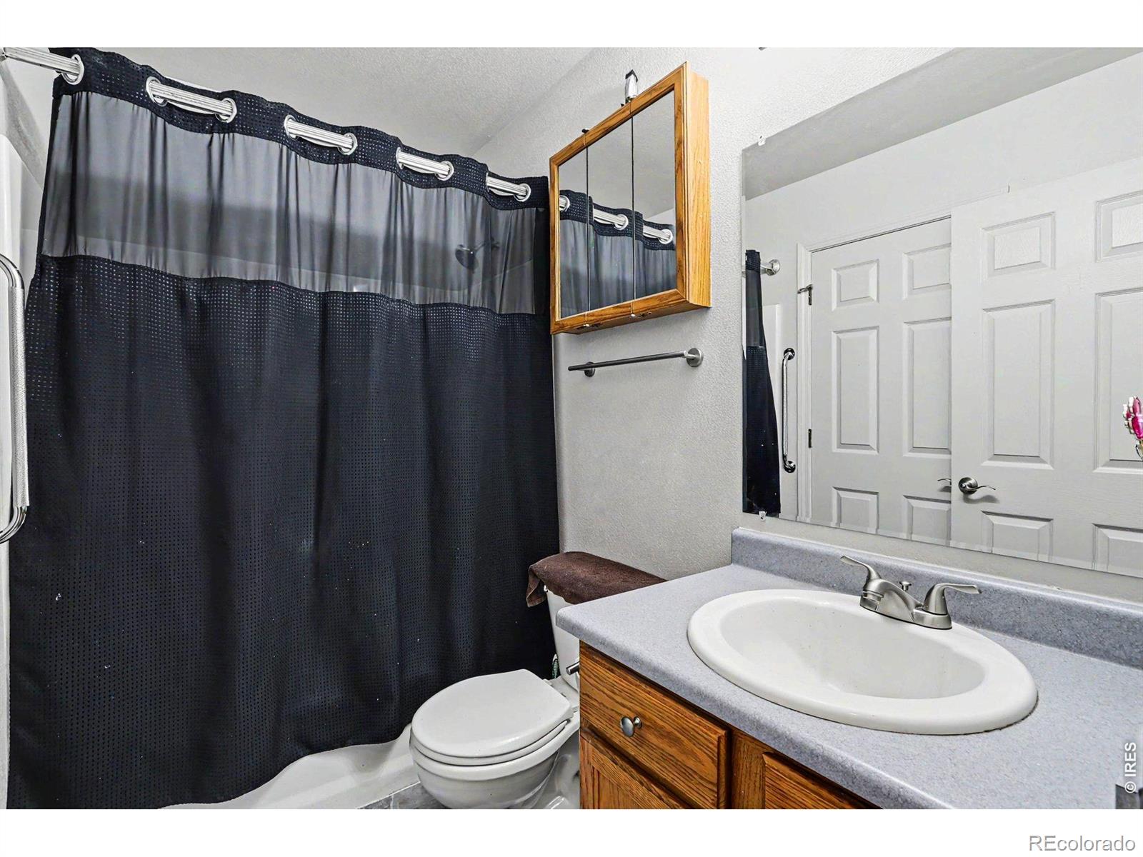 3220 Red Tail Way