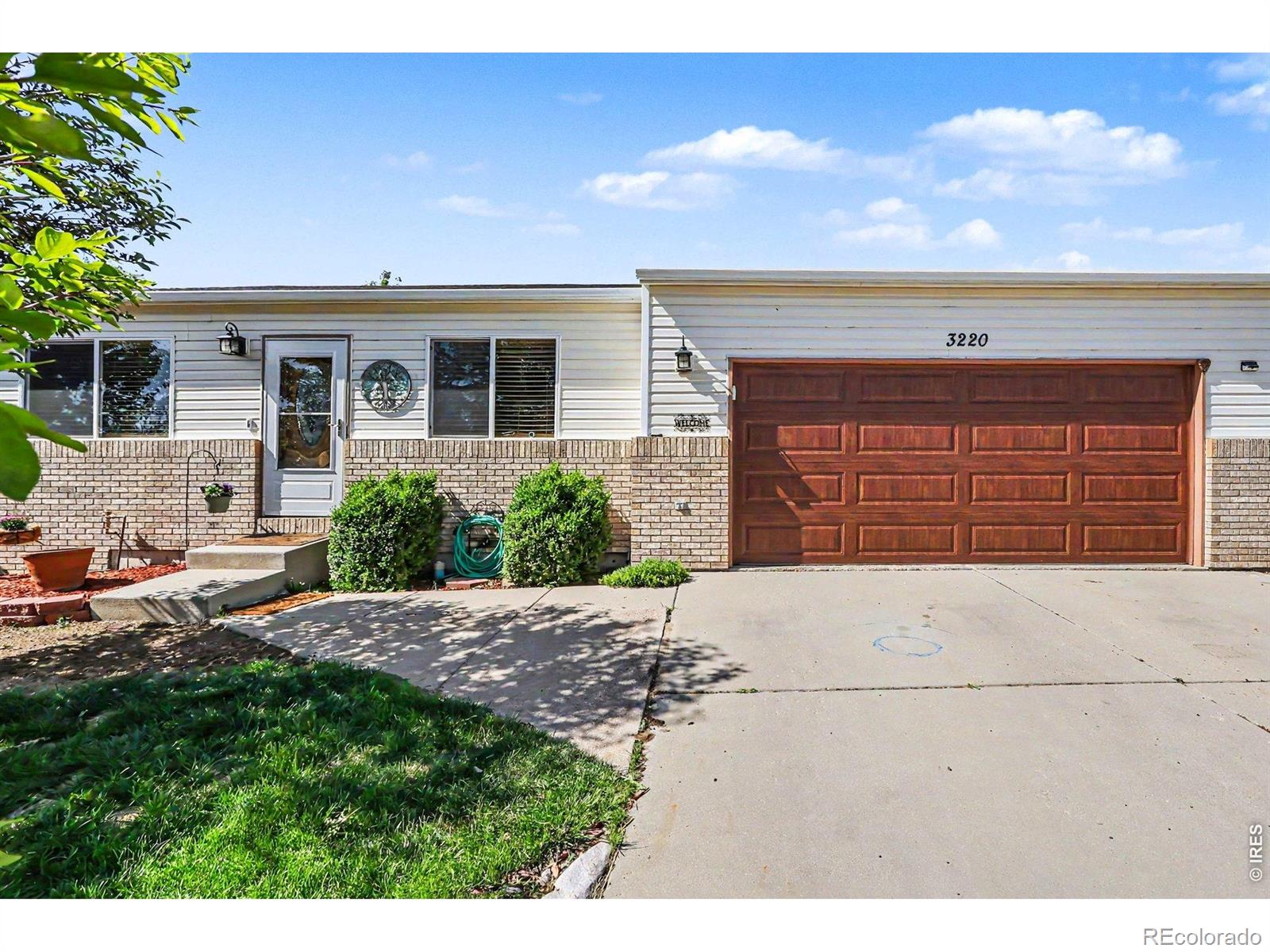 3220 Red Tail Way