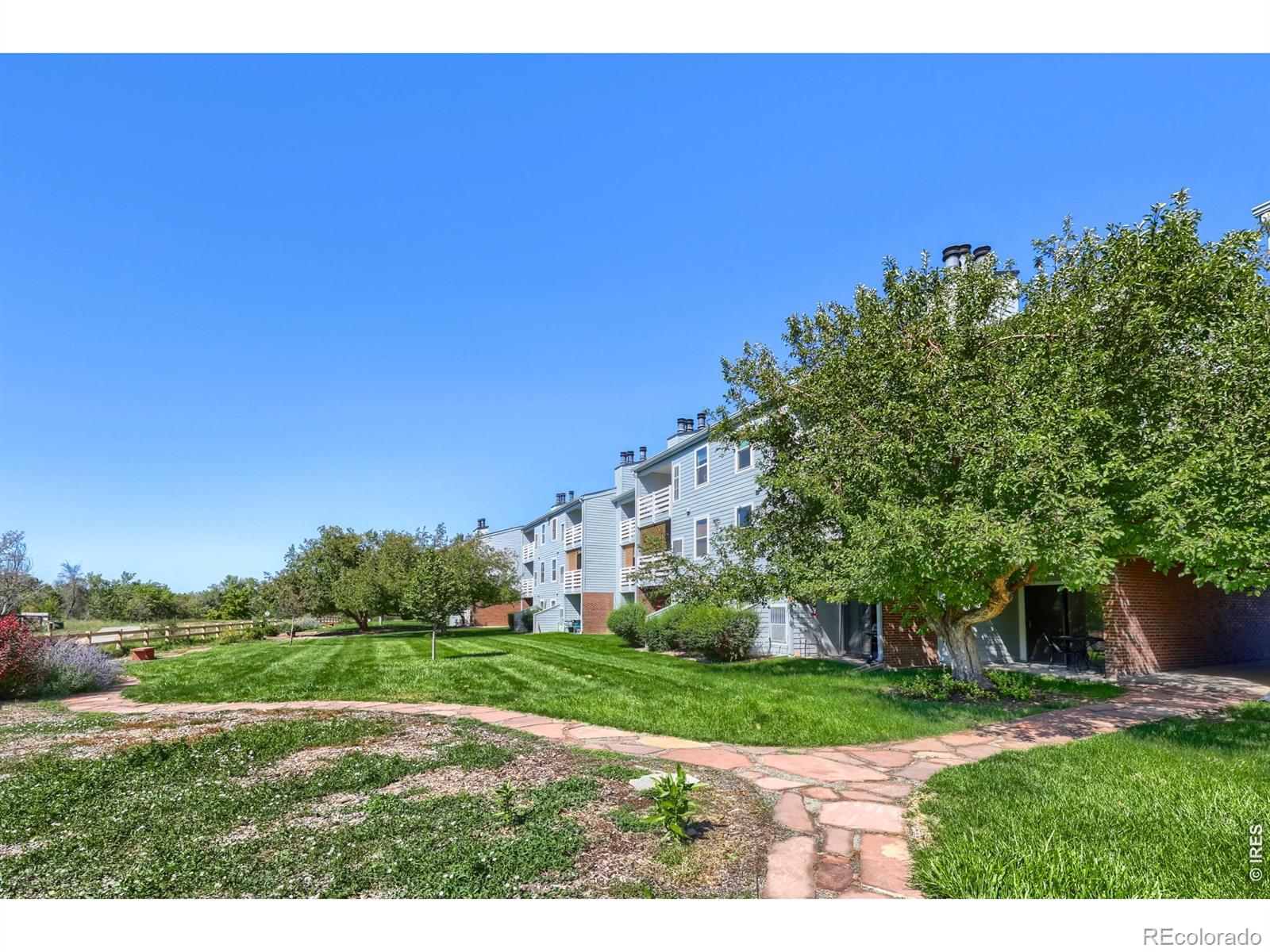 7395 E Eastman Avenue Unit: 203