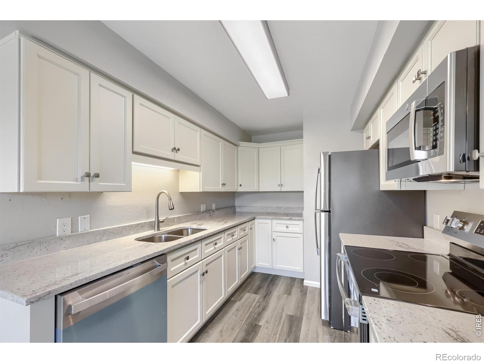 7395 E Eastman Avenue Unit: 203