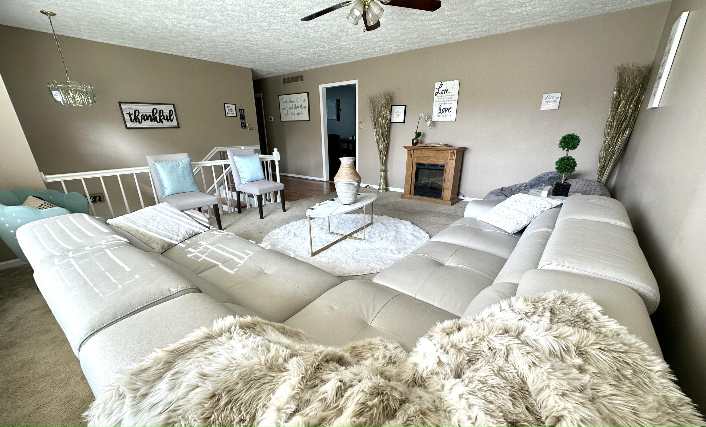1433 Jocasta Drive