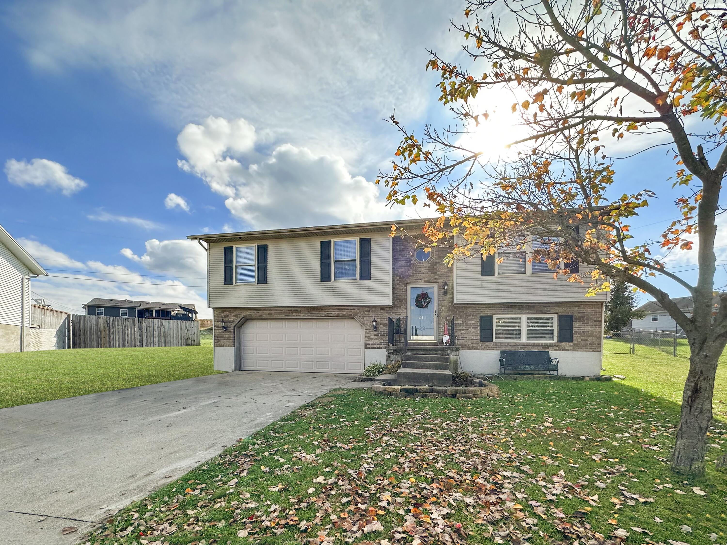 213 Lindsey Court