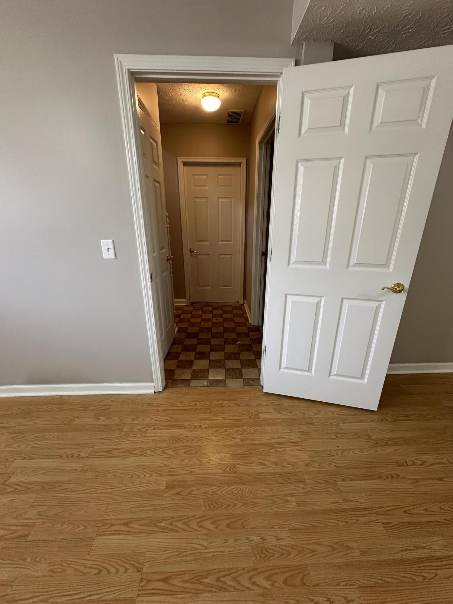 213 Lindsey Court