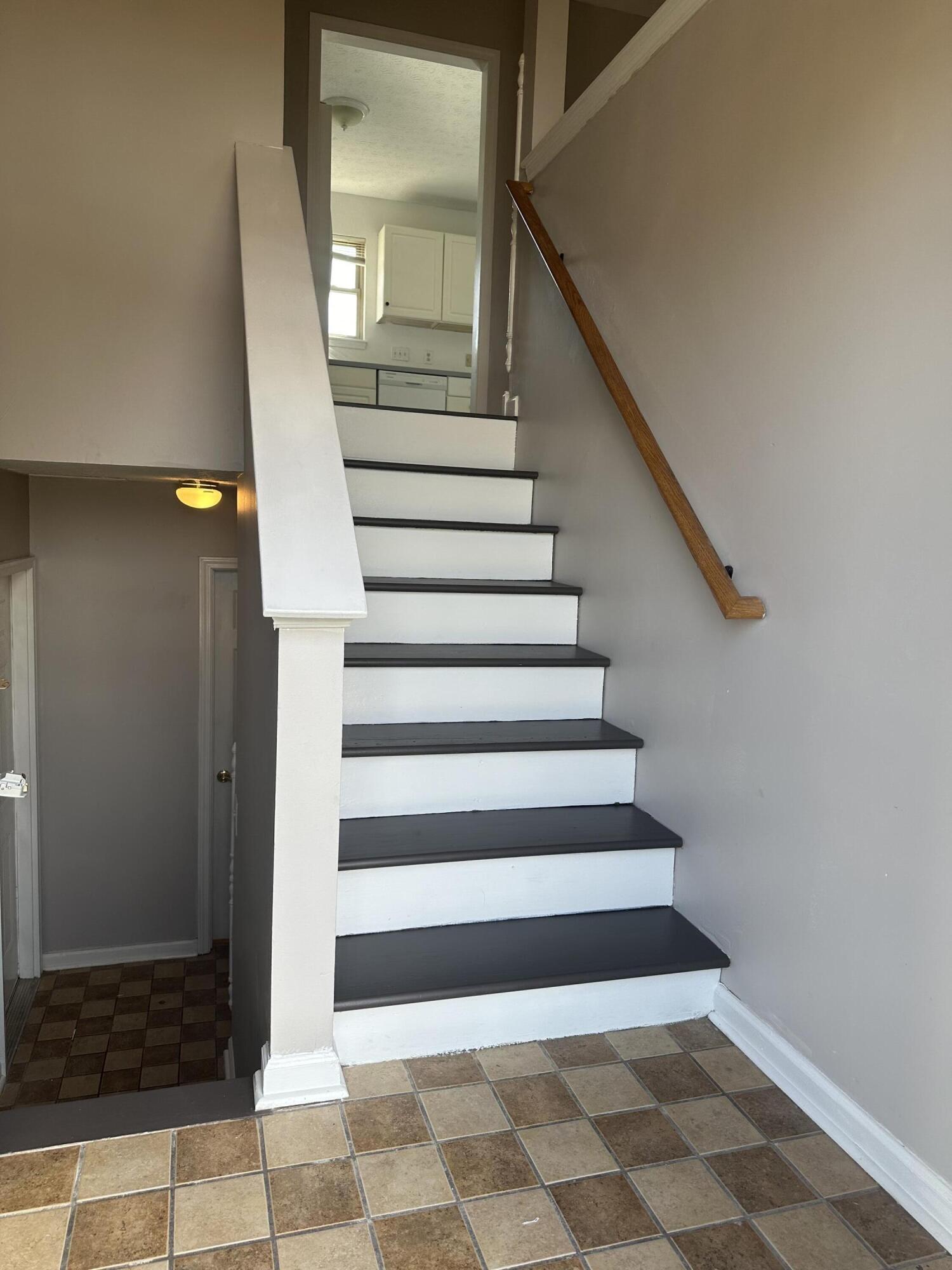213 Lindsey Court