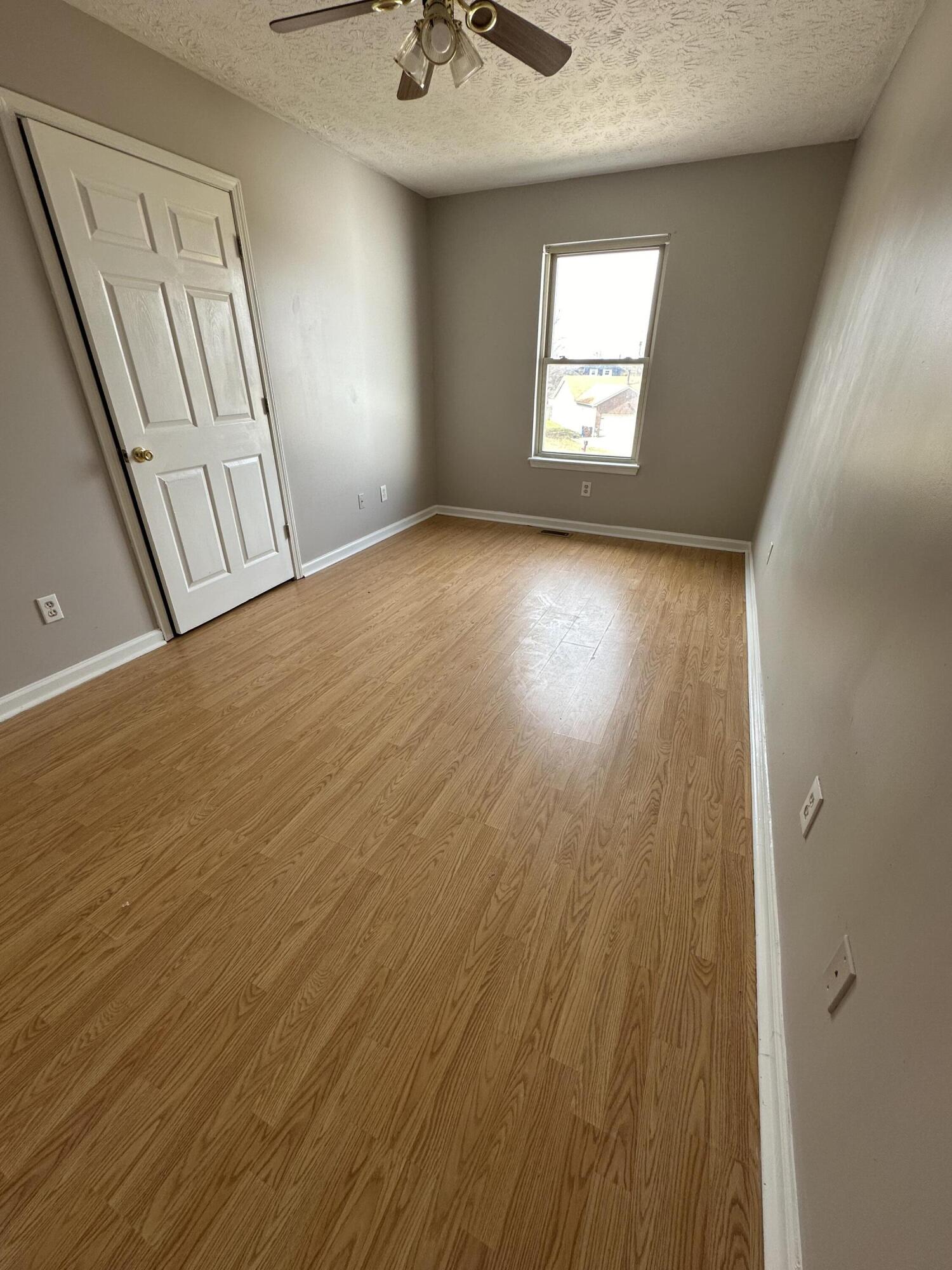 213 Lindsey Court