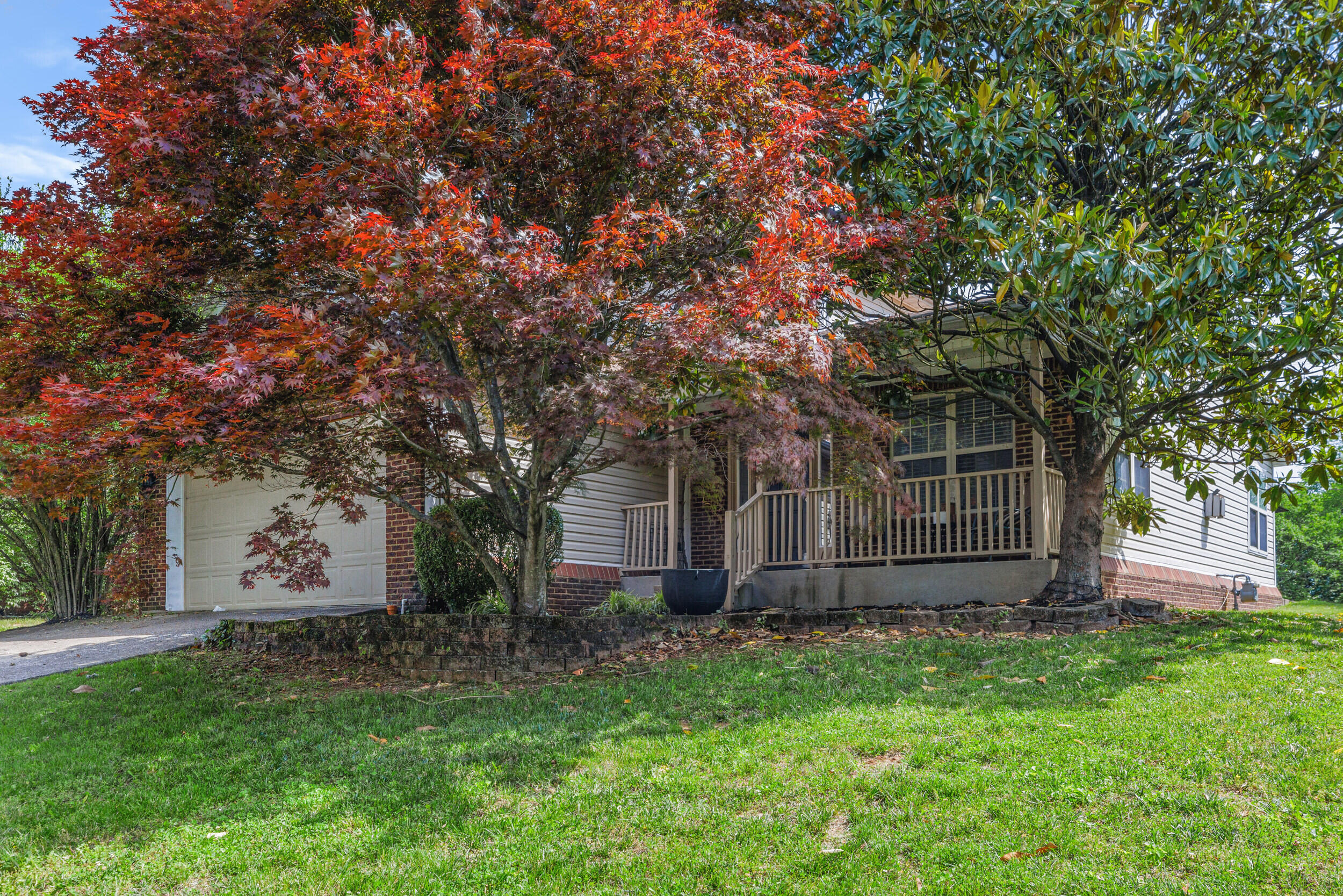 1024 Crimson Creek Drive