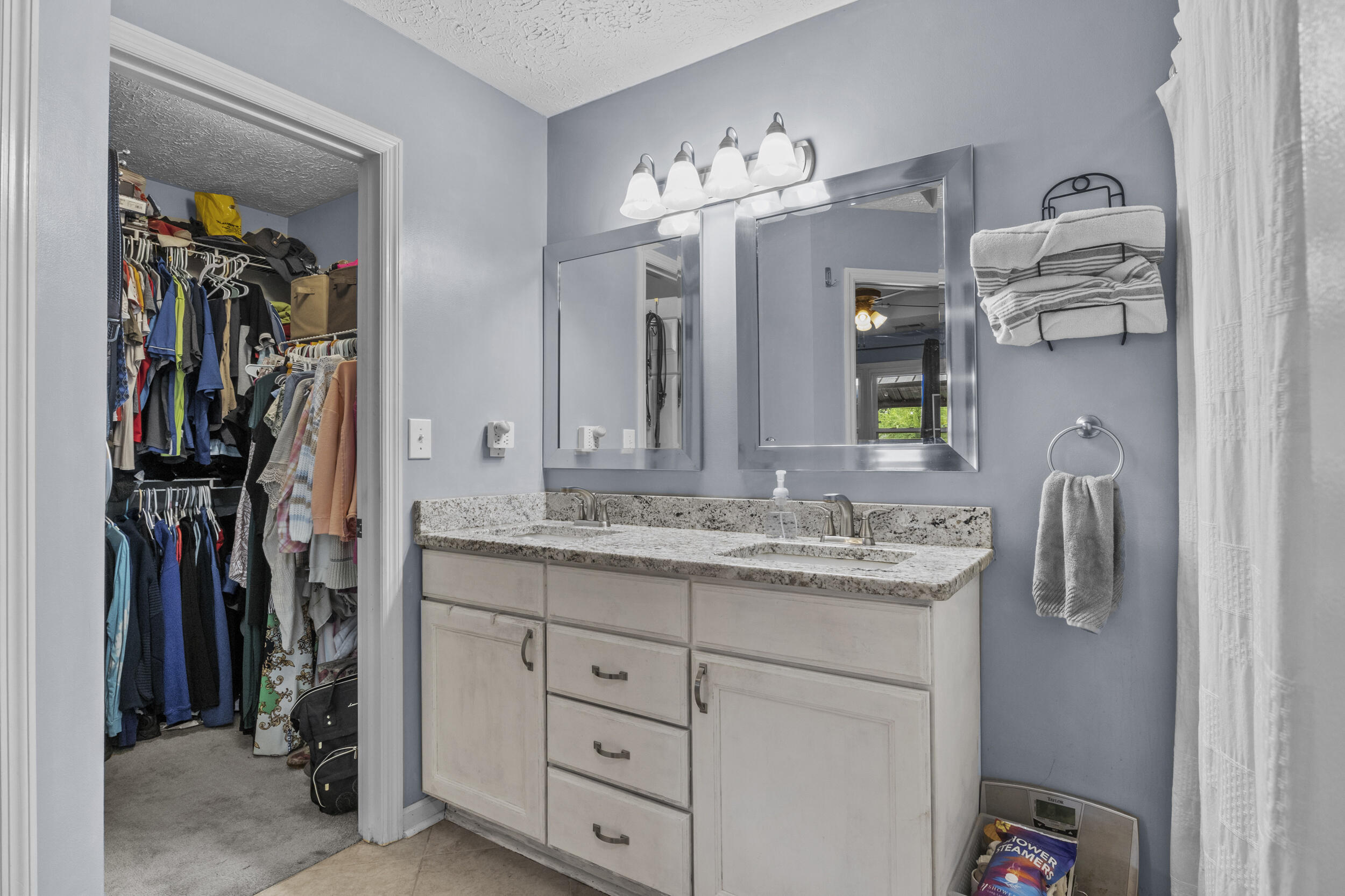 2849 Gateway Park Lane