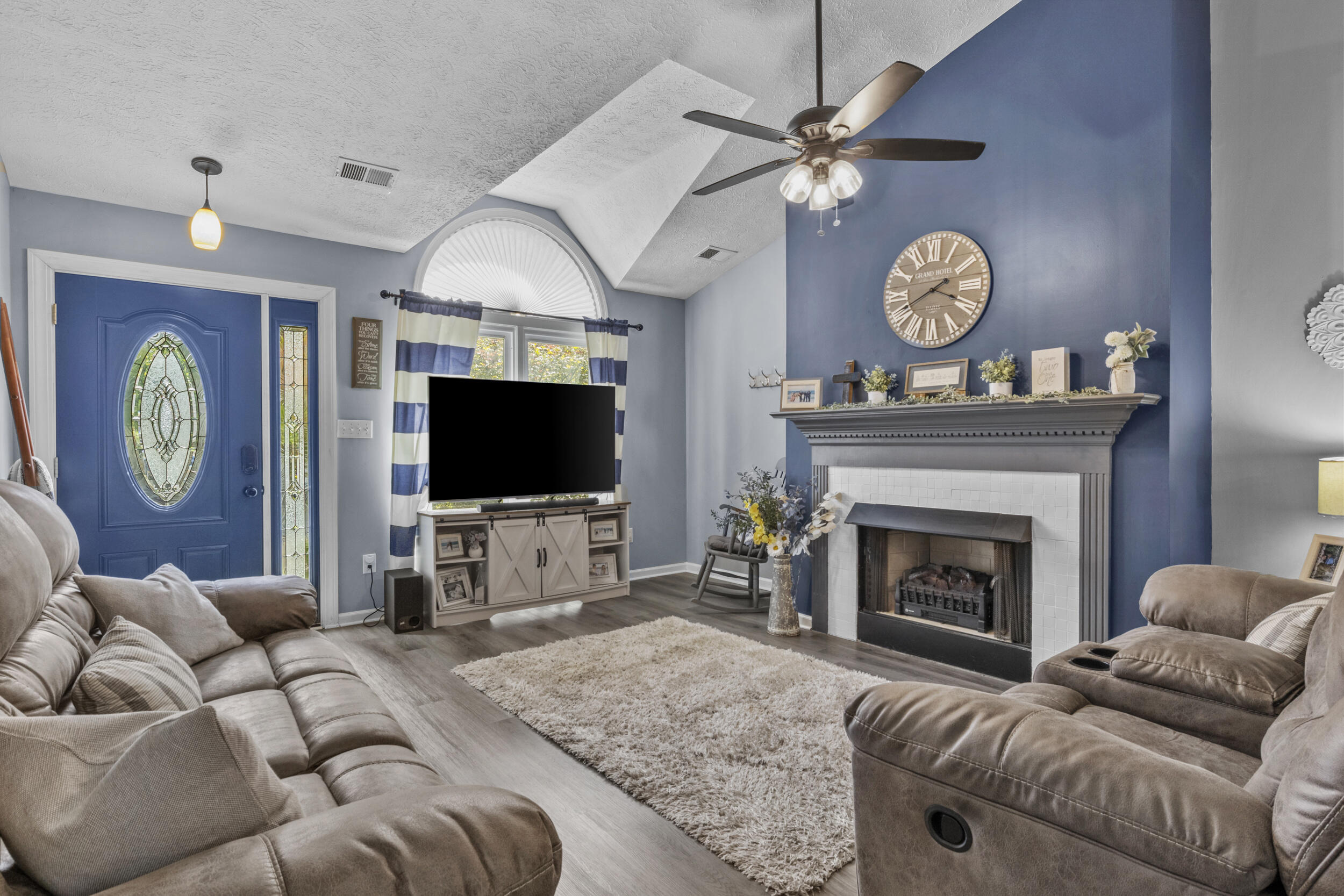 2849 Gateway Park Lane