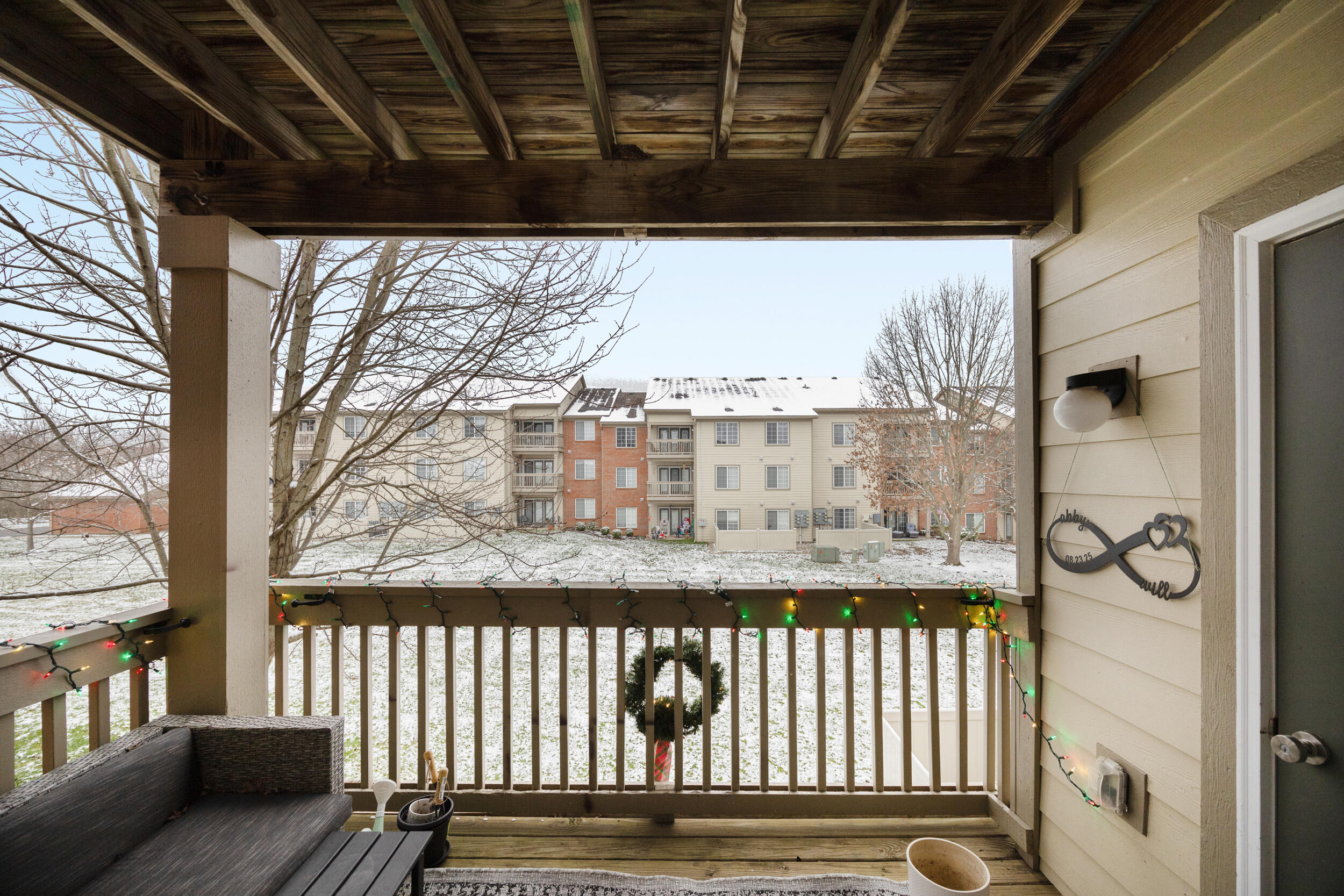 600 Vincent Way 2206