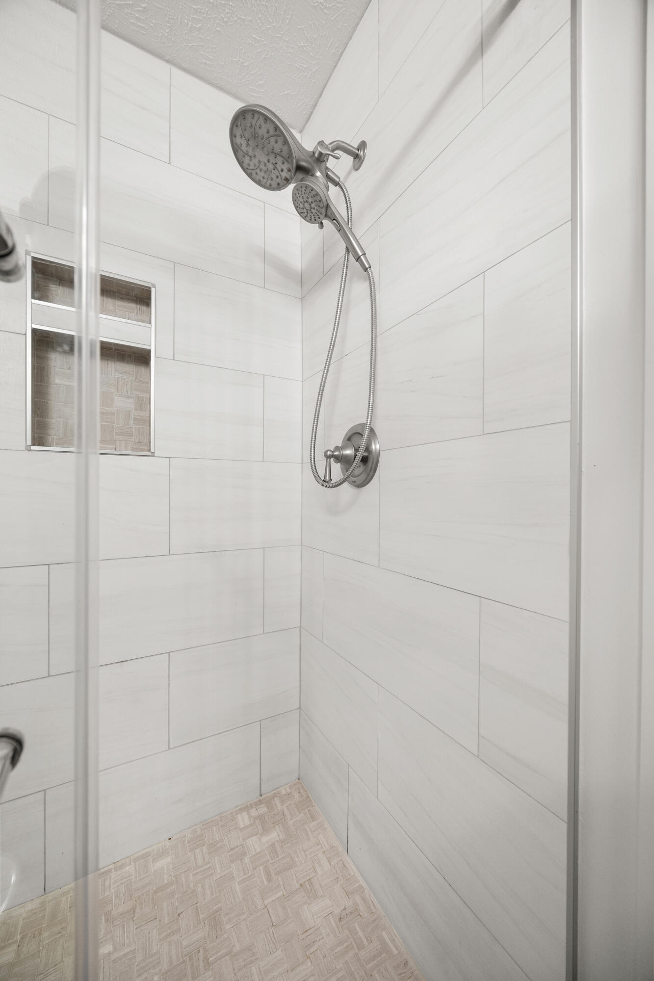 600 Vincent Way 2206