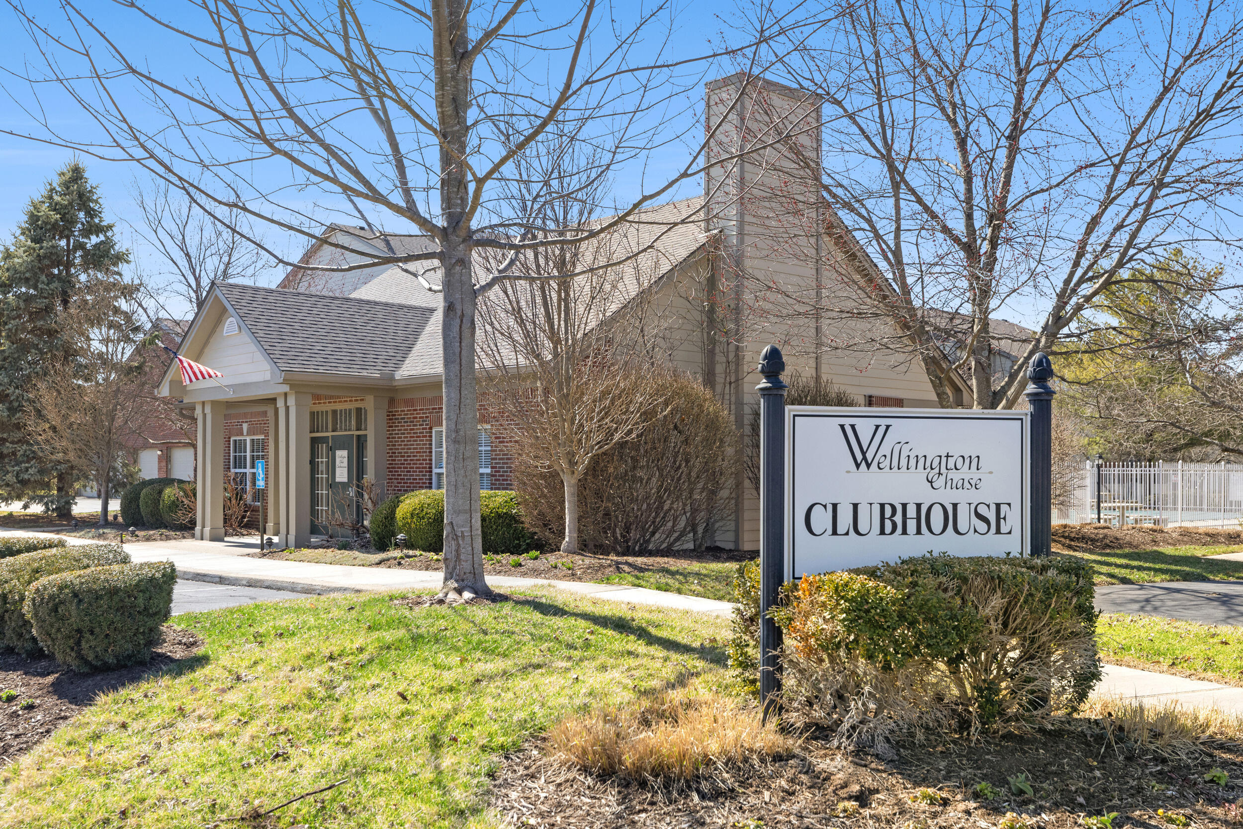 600 Vincent Way 2206