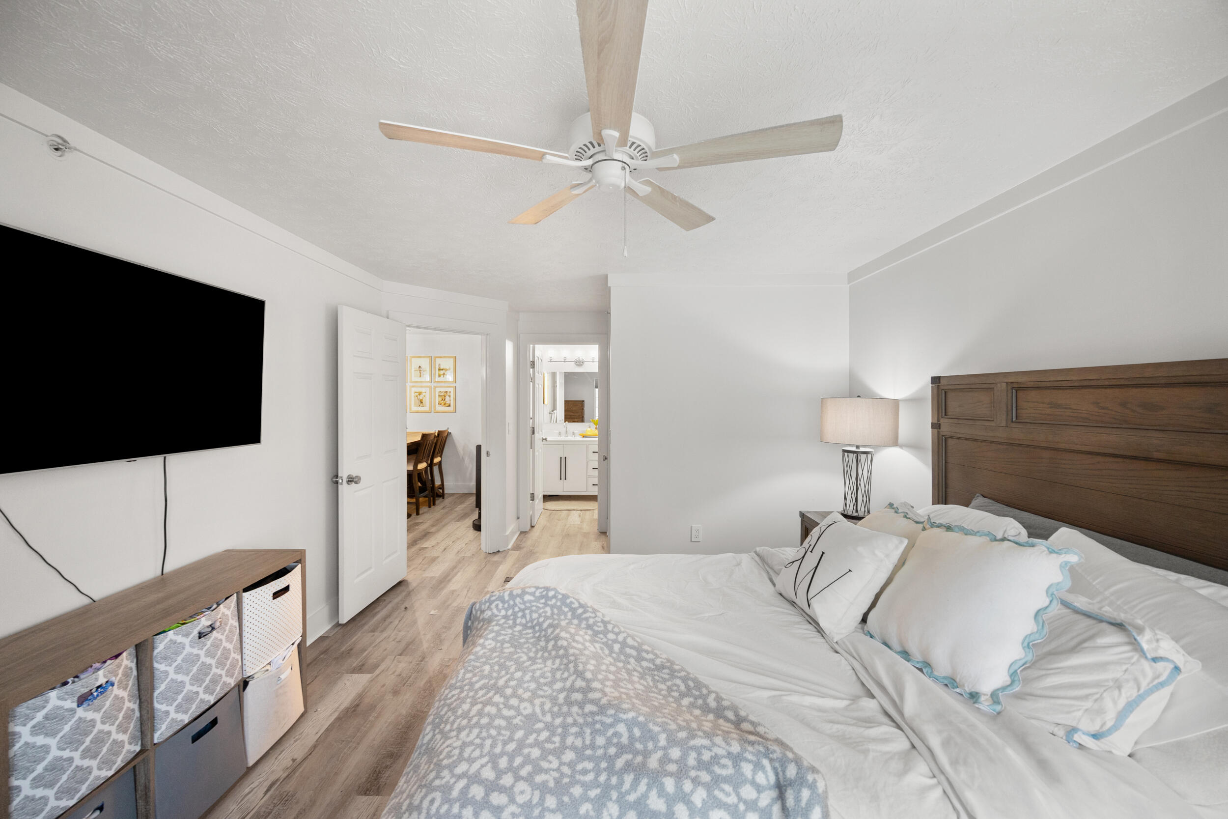 600 Vincent Way 2206