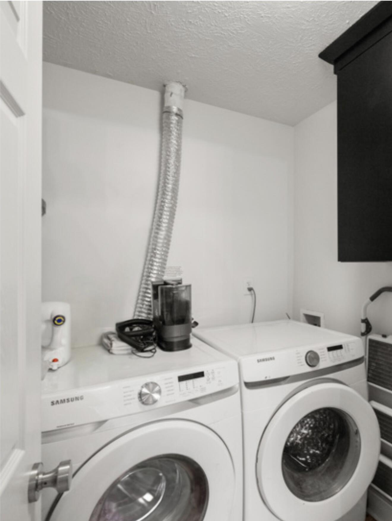 600 Vincent Way 2206