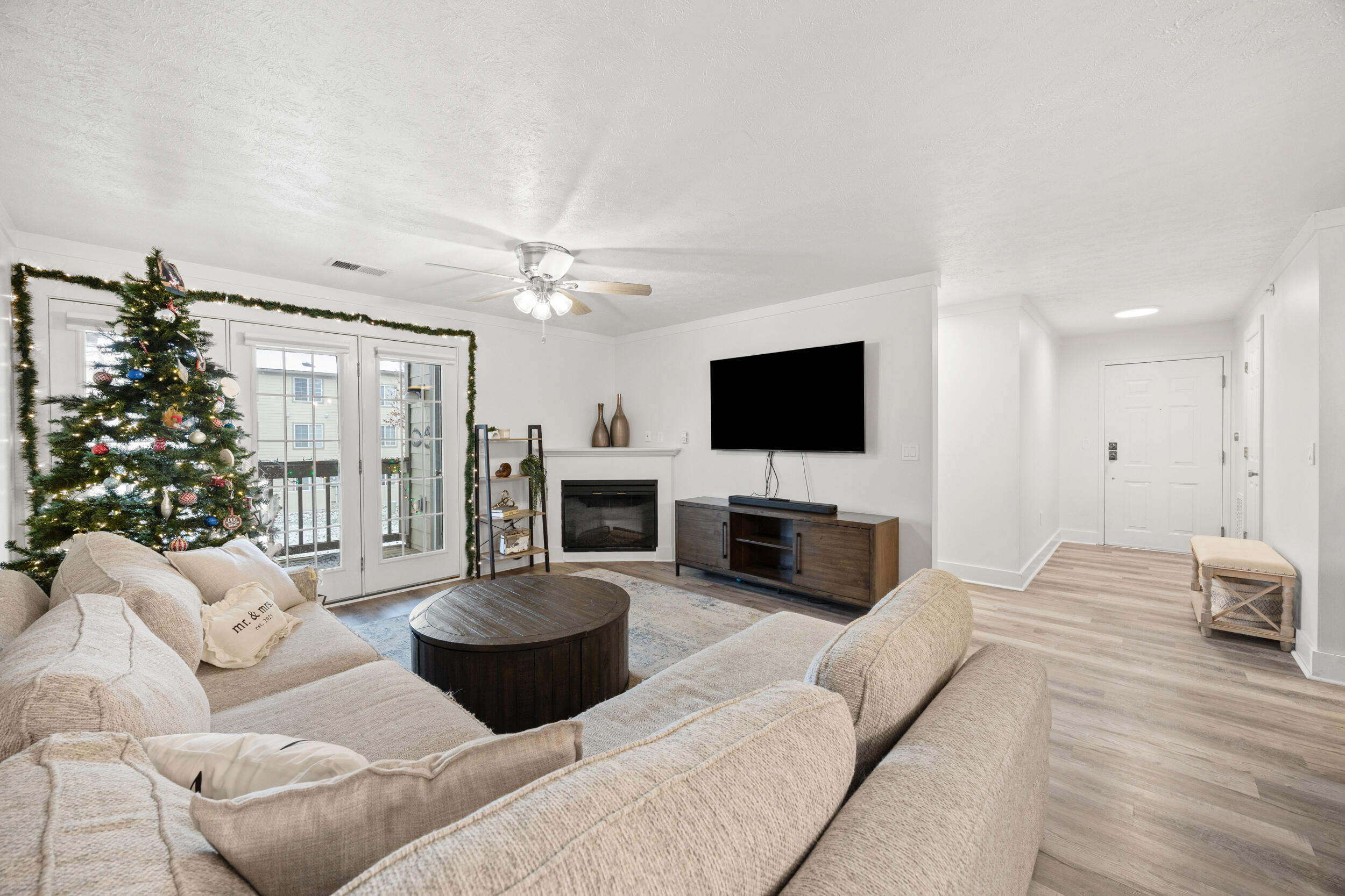 600 Vincent Way 2206