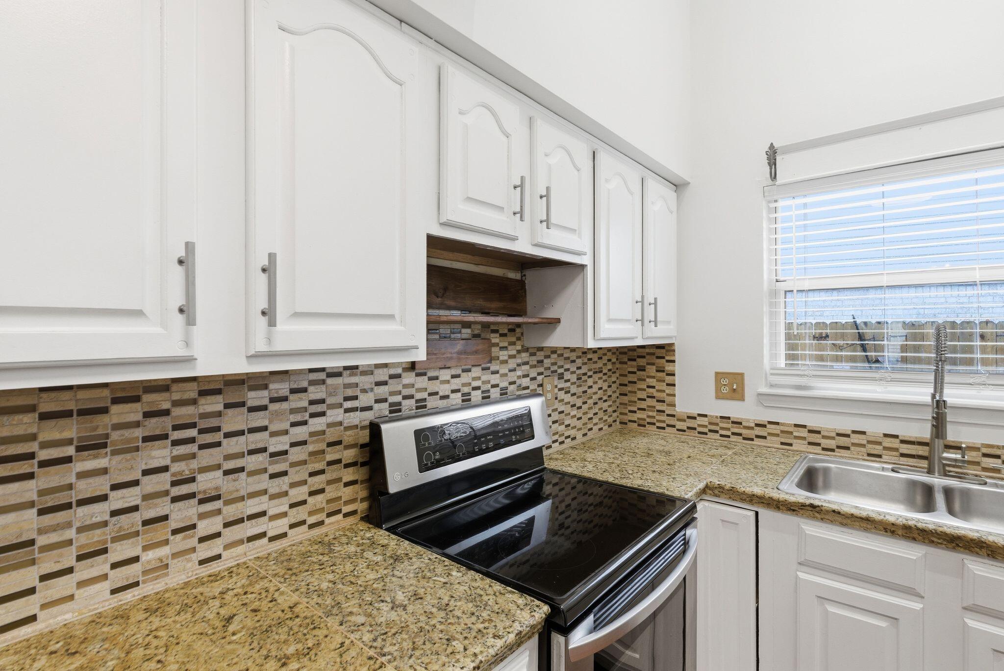 3757 Dicksonia Drive