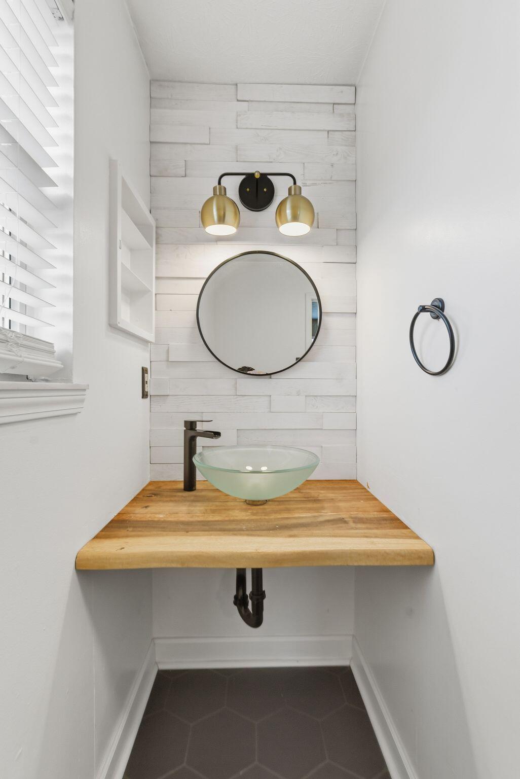 3757 Dicksonia Drive