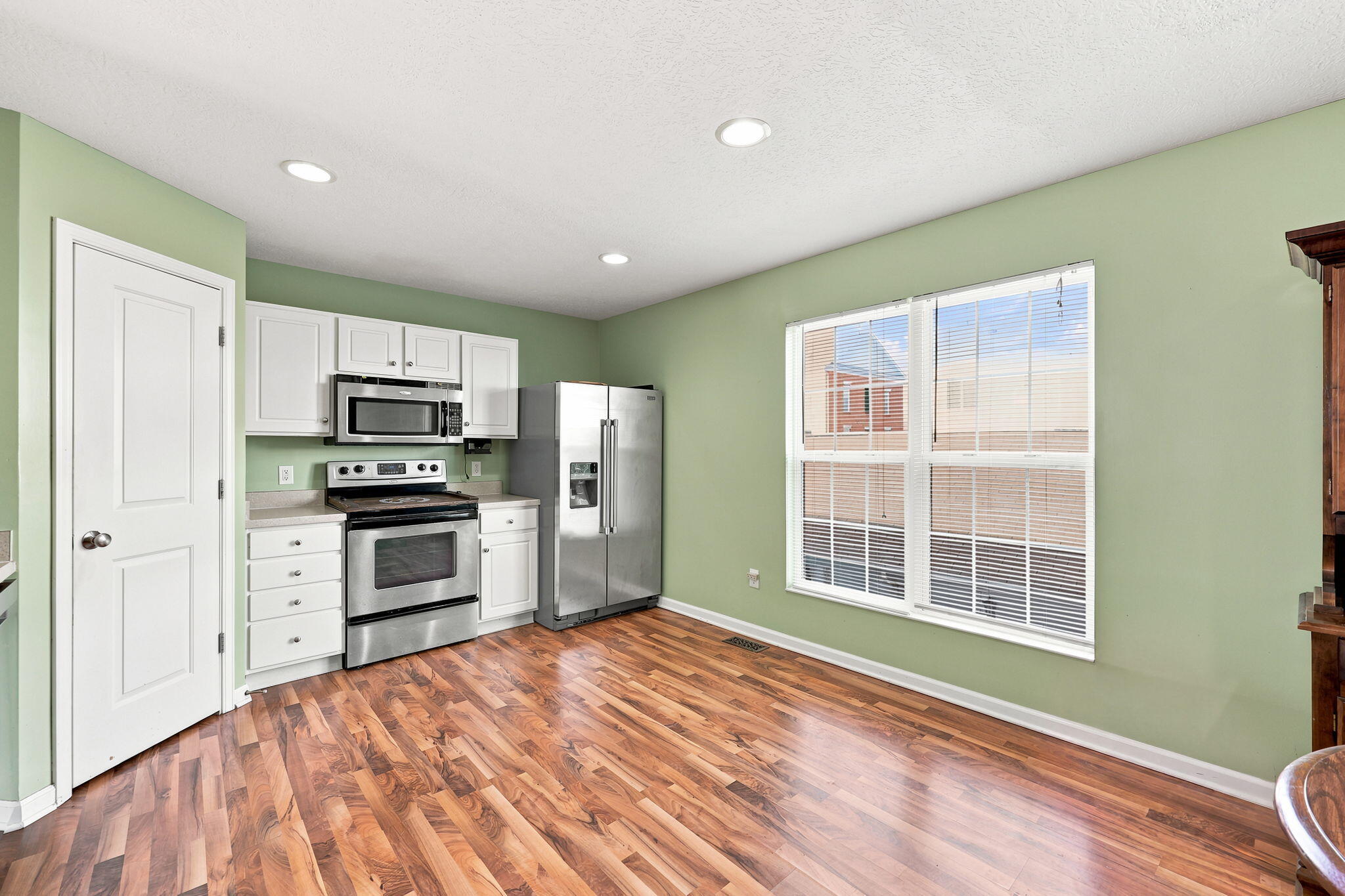 2453 Ogden Way