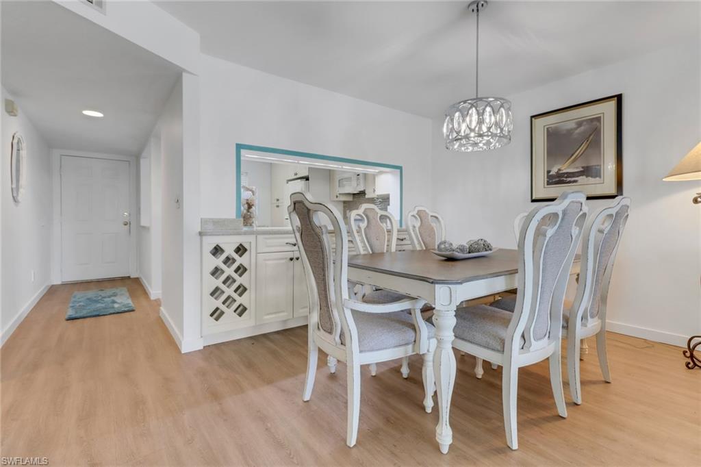 5985 Bloomfield CIR D203