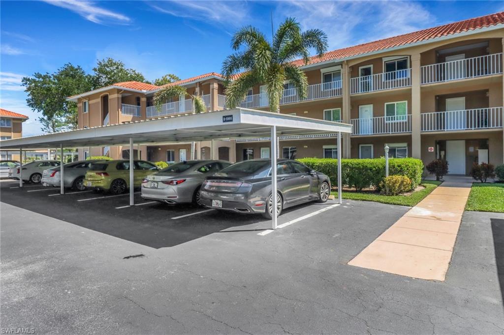 5985 Bloomfield CIR D203