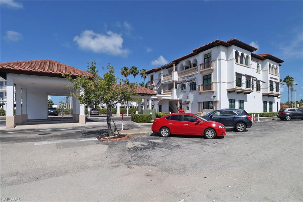 900 5th AVE S 302