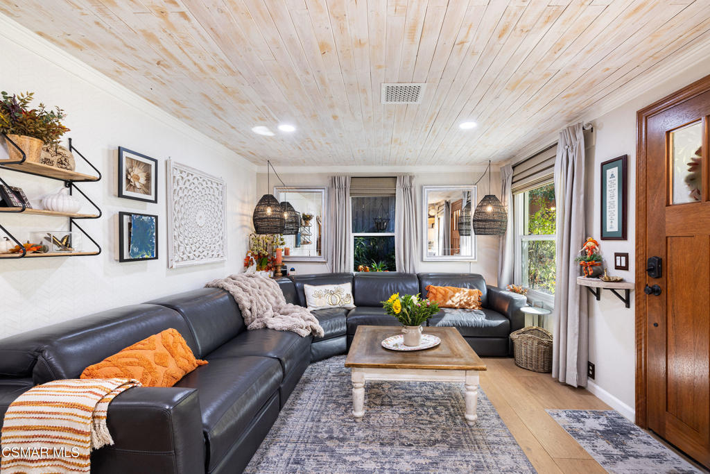 6311 Alta Vista Road