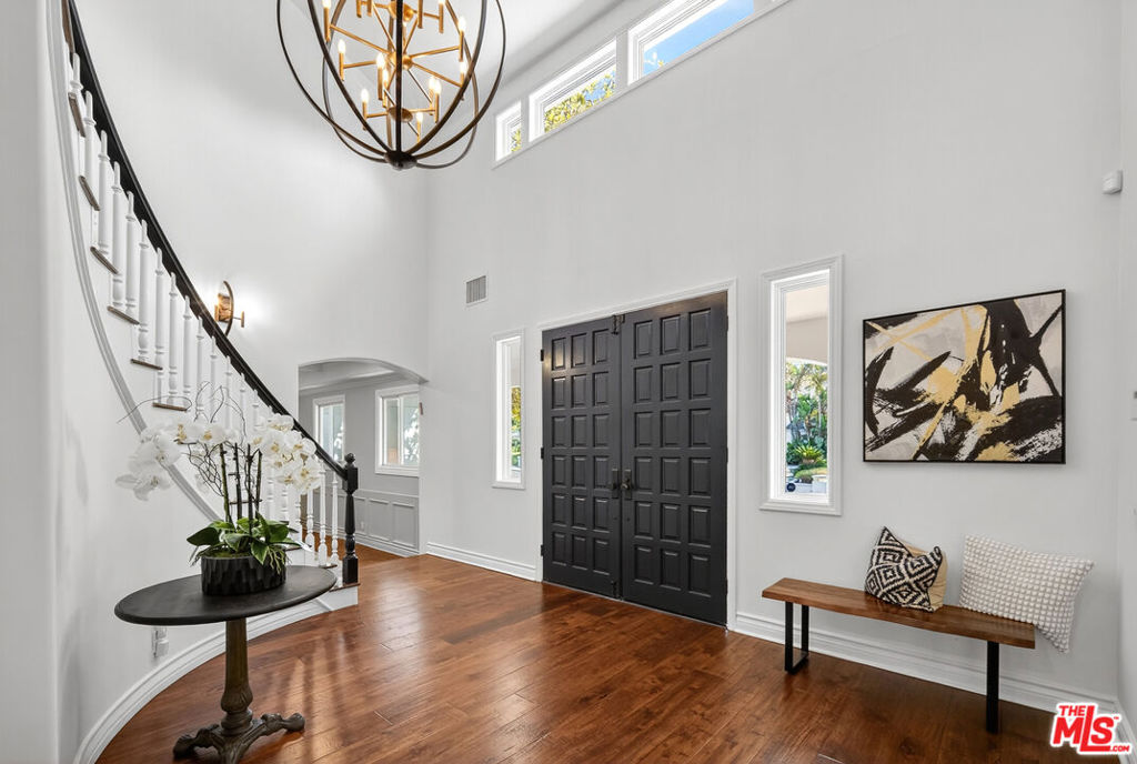 25527 Hamilton Court