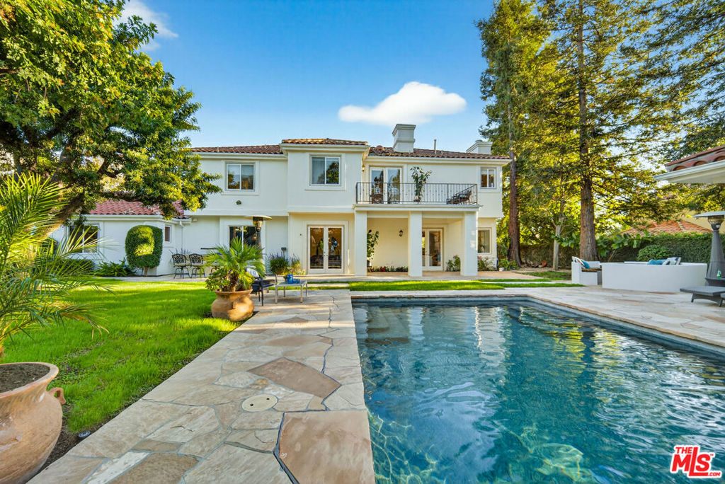 25527 Hamilton Court