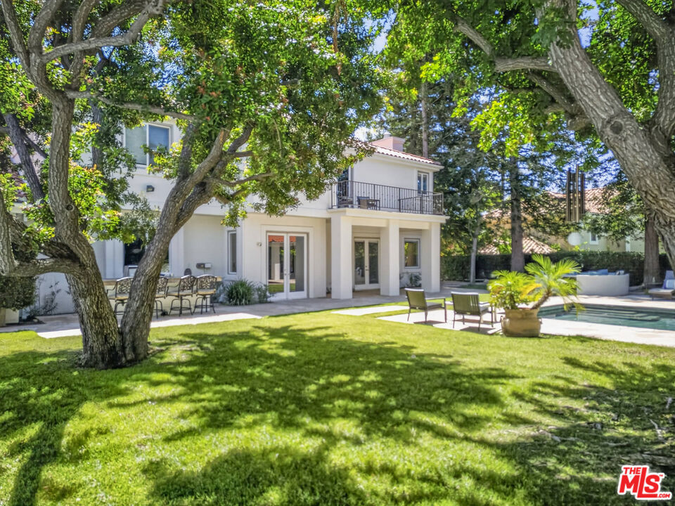 25527 Hamilton Court