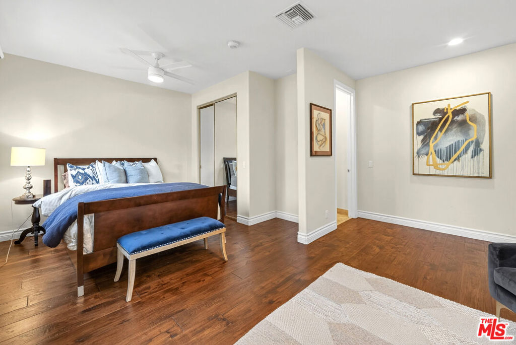 25527 Hamilton Court