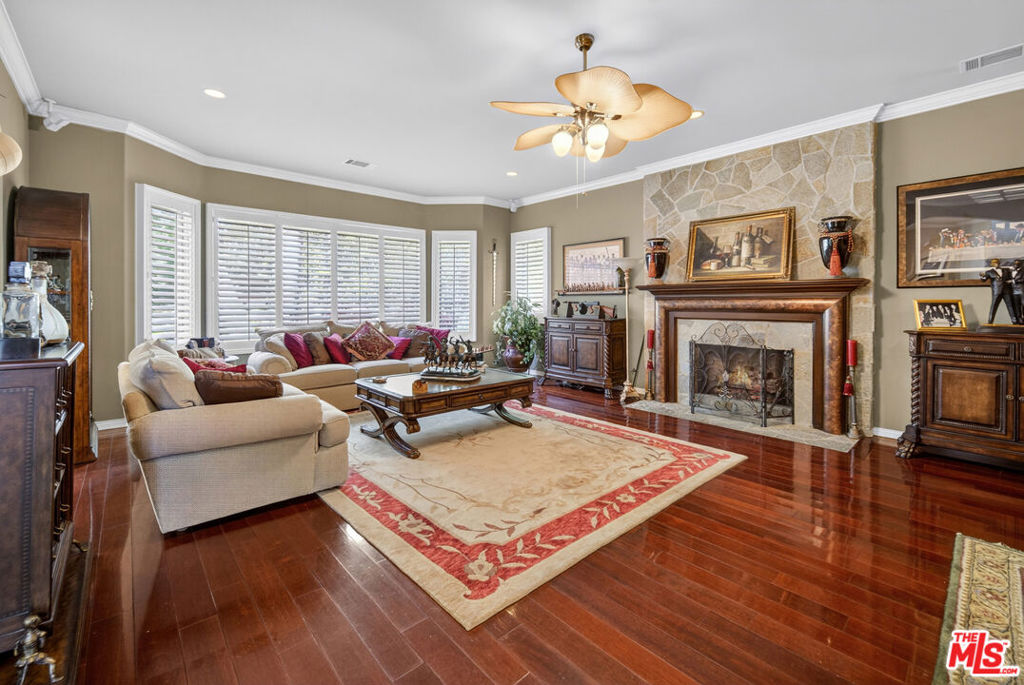 5481 Collingwood Circle