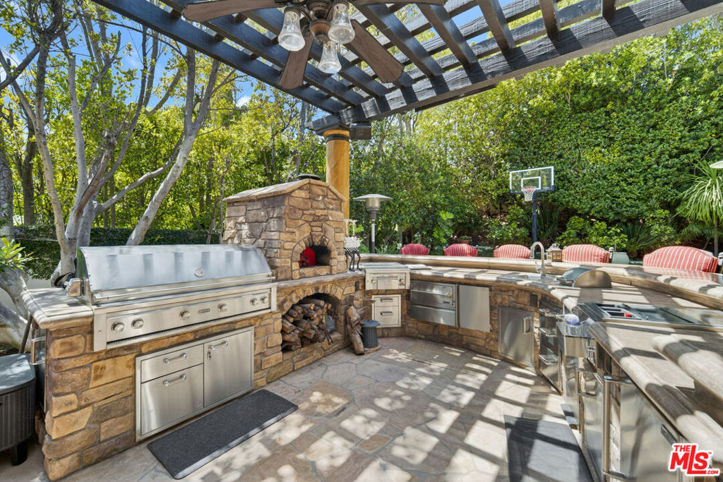 5481 Collingwood Circle