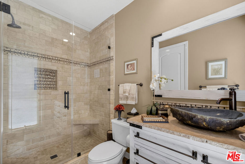 5481 Collingwood Circle