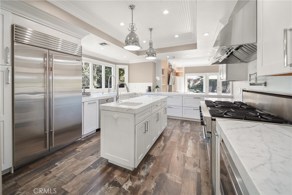 24762 Calvert Street