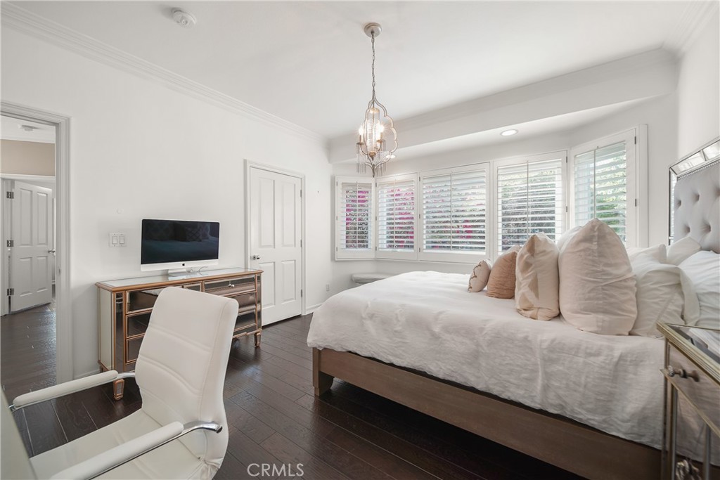 24762 Calvert Street