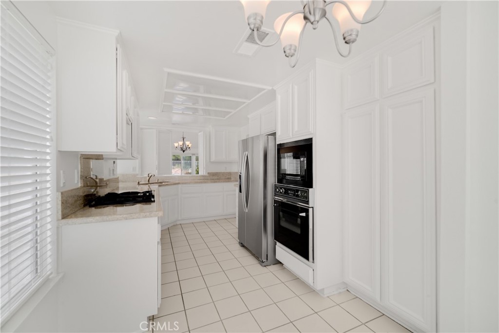 24653 Vista Cerritos