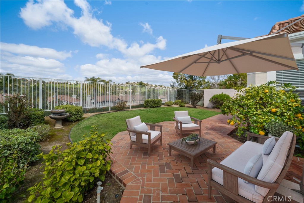 24653 Vista Cerritos