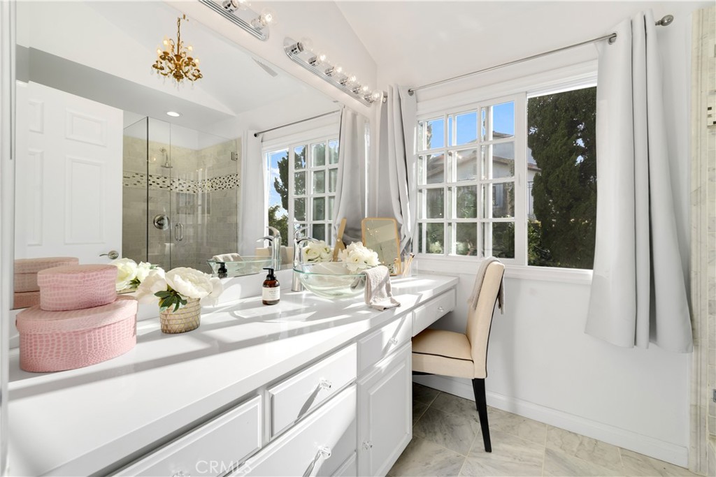 22757 Charlemont Place