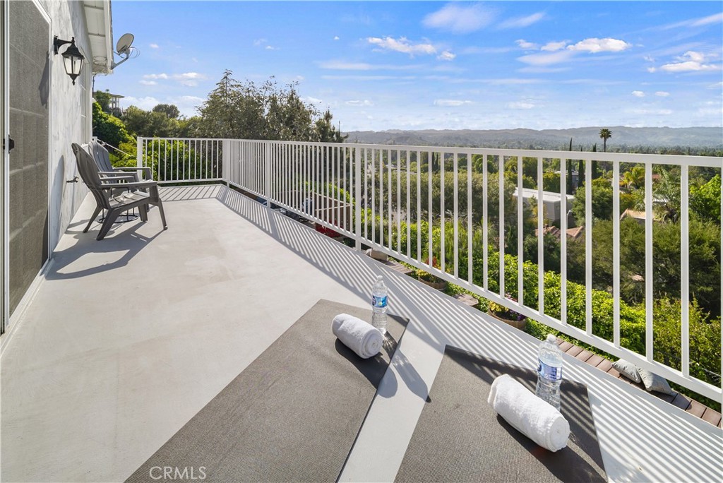 22757 Charlemont Place