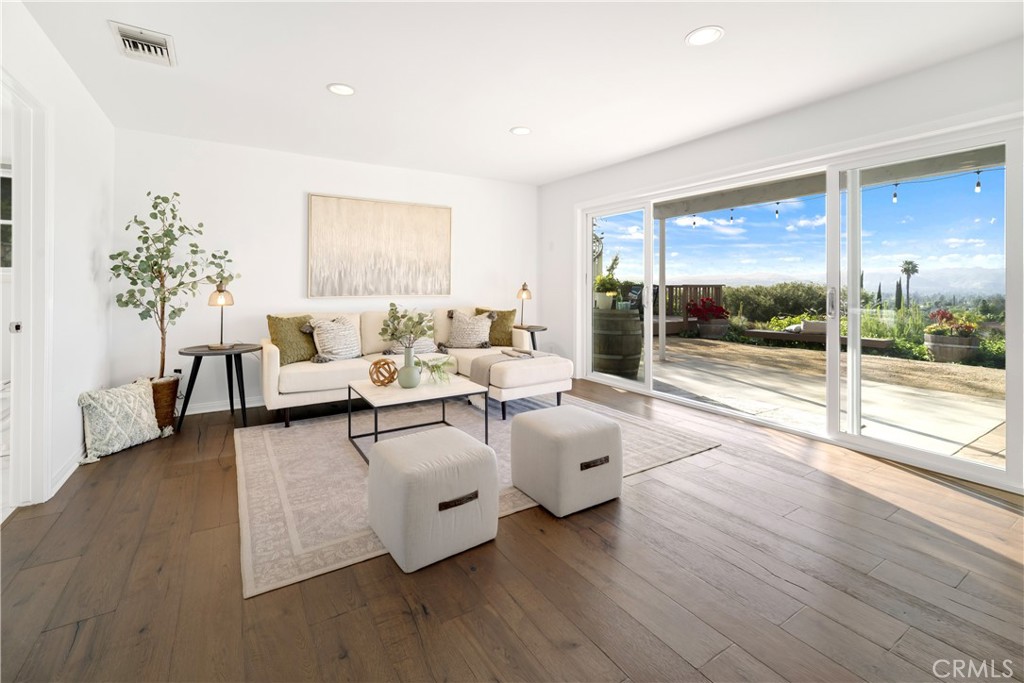 22757 Charlemont Place