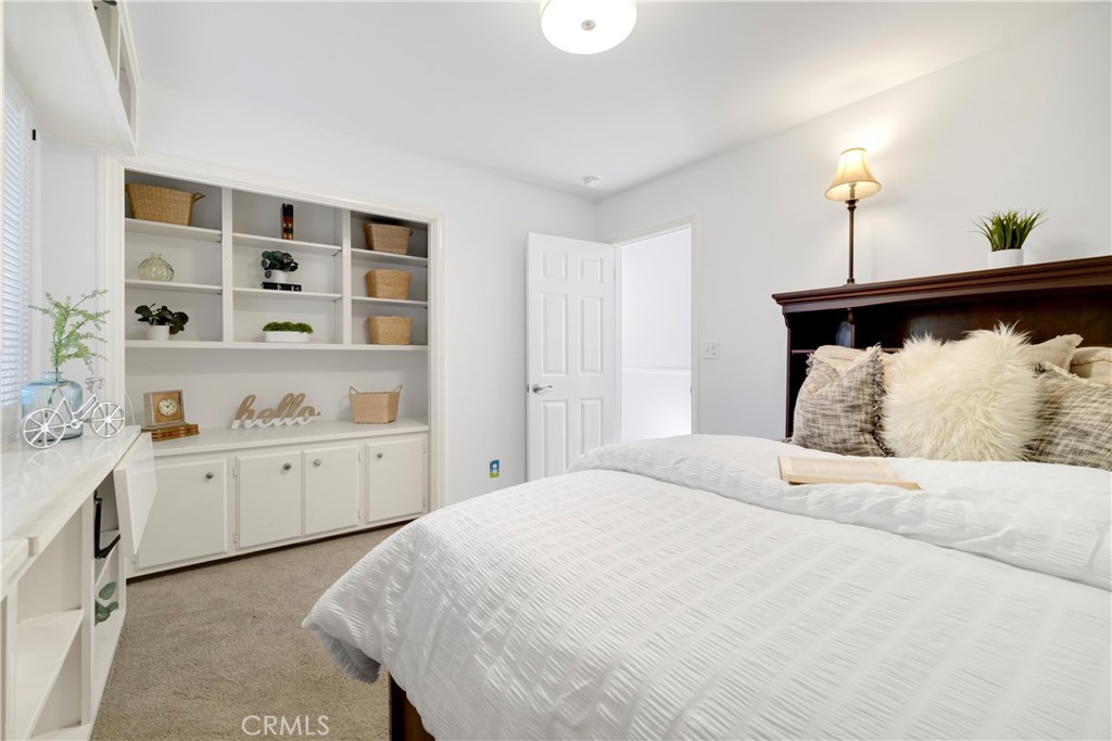 22757 Charlemont Place