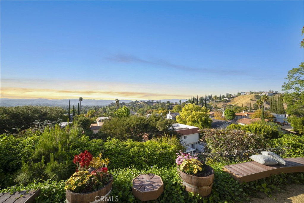 22757 Charlemont Place